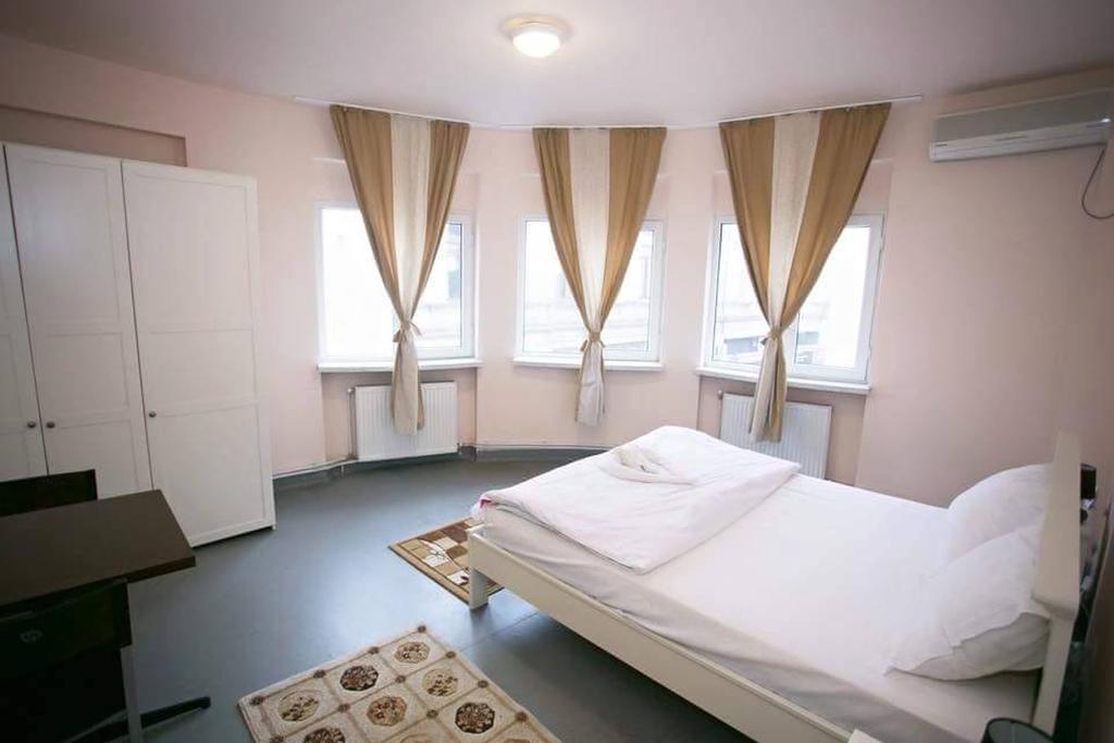 Vogue Hostel Bucarest Habitación foto